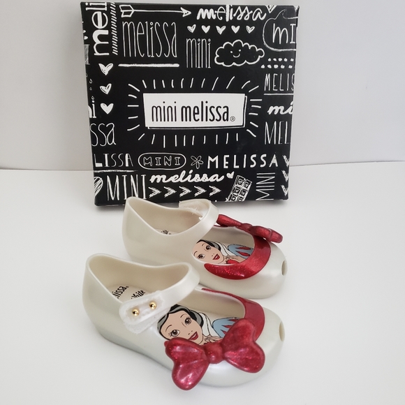 Mini Melissa Ultragirl + Snow White Mary Janes